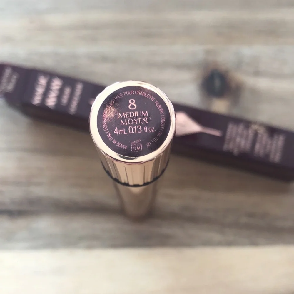 Charlotte Tilbury Magic Away Liquid Concealer 8 Medium